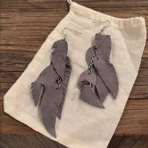 Elegant Gray Feather Earrings
